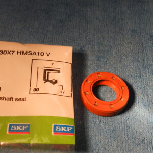 gufero 17x30x7 dvoubřit SKF