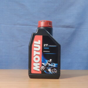 Motul 100 2T mineralní olej 1 litr