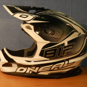 přilba ONEAL 812